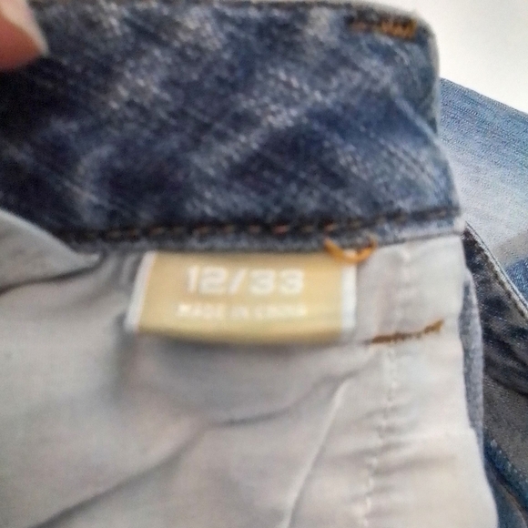 Vintage Michael Kors Y2k White Stitch Straight Leg Distressed Denim size 12/33 - Picture 12 of 12